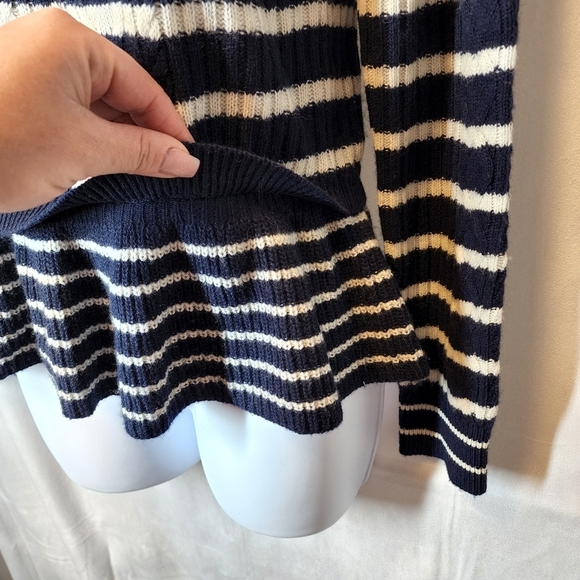 NWT Banana Republic Wool Cashmere Banana Sweater Peplum Hem Navy White Size SP - Picture 7 of 16